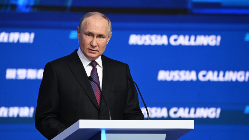 Путин: Россия жестко пресечет попытки расшатать единство страны
